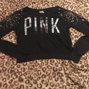 VS pink long sleeve crop top